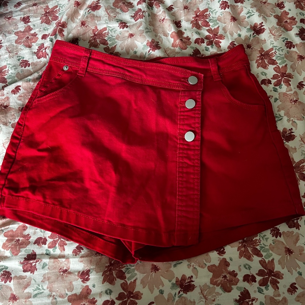 Red Skort